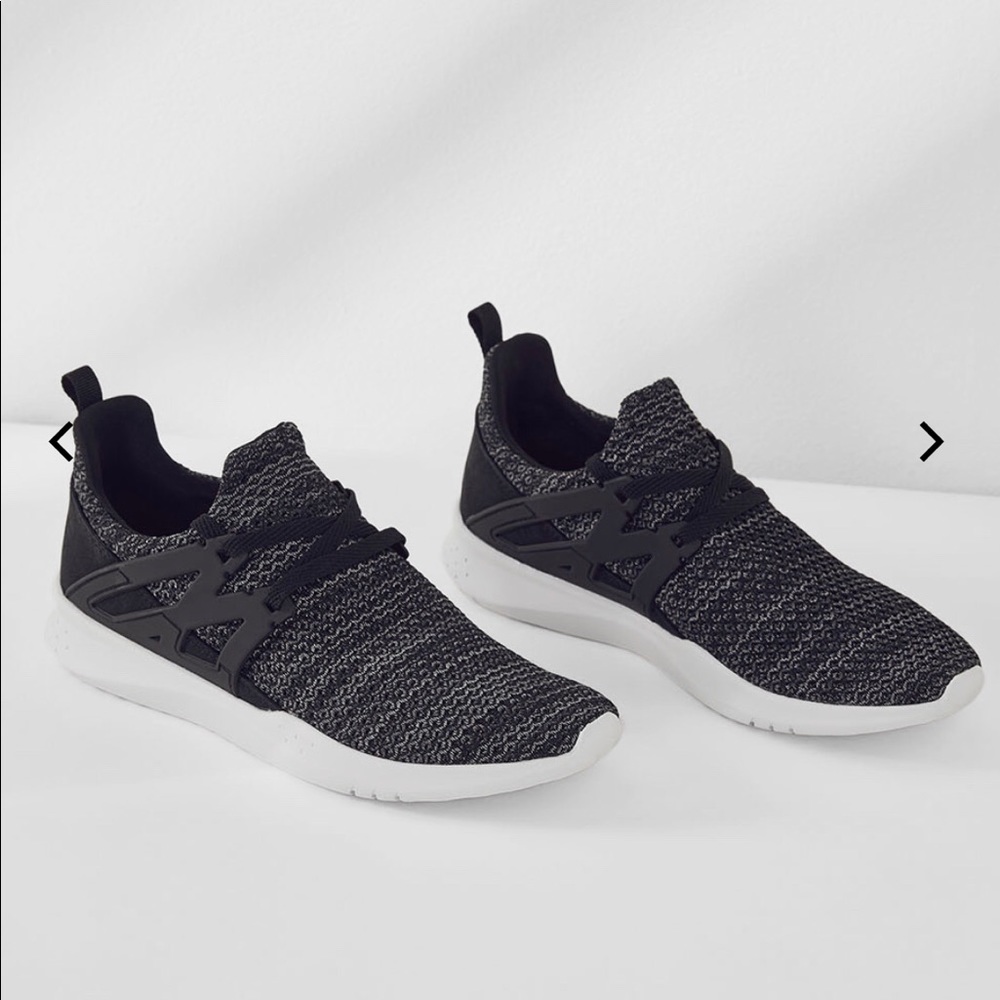 Fabletics Indio Low Top Sneakers